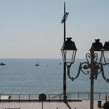 Apartamento T2 Rénové Avec Balcon, Parking Couvert, Animaux Admis - Fr-1-92-583 *