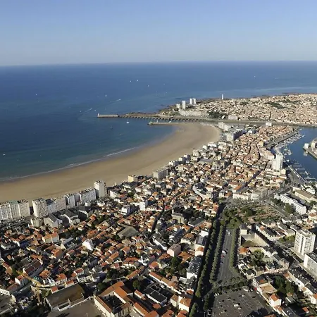 T2 Renove Avec Balcon, Parking Couvert, Animaux Admis - Fr-1-92-583 *